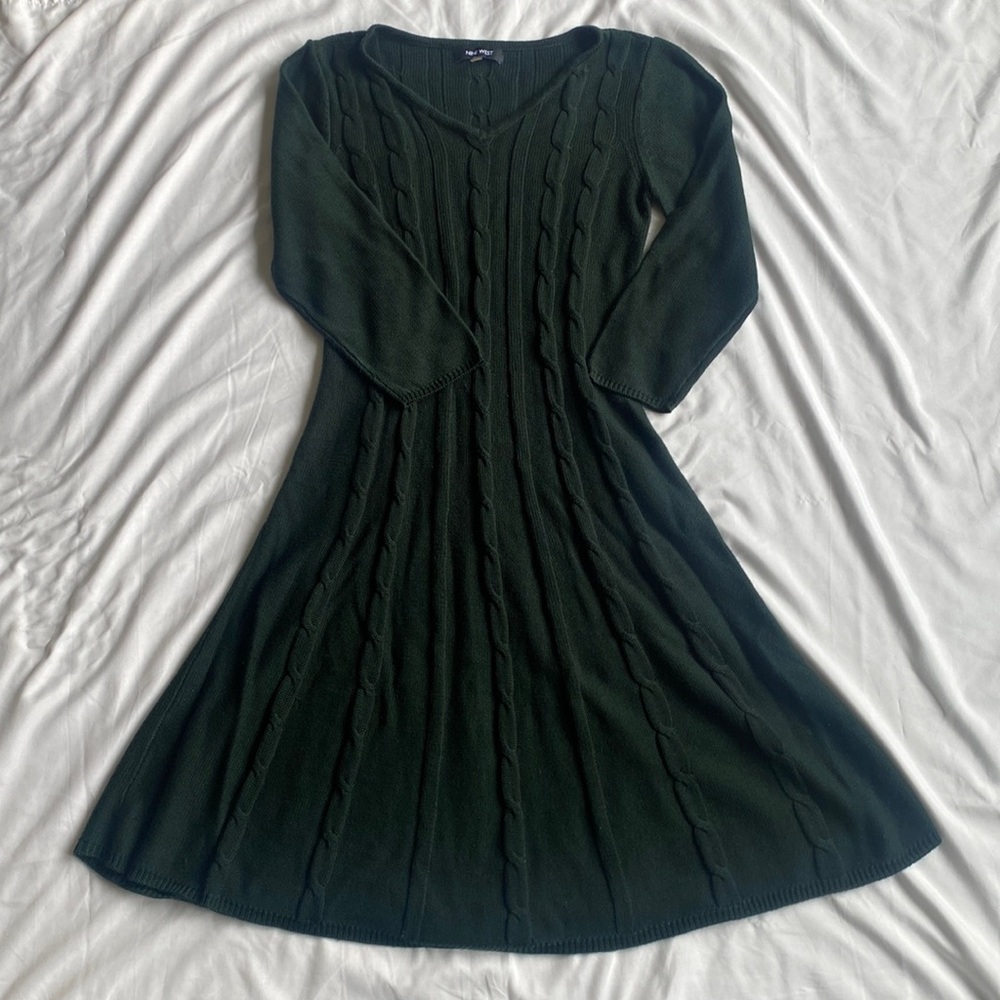 Nine West hunter green sweater dress size large